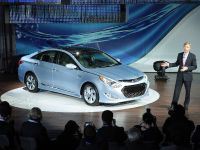 thumbnail image of Hyundai Sonata Hybrid New York 2010