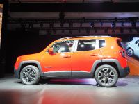 thumbnail image of Jeep Renegade New York 2014