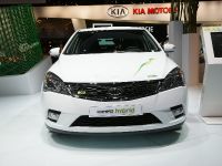 thumbnail image of Kia ceed Hybrid Frankfurt 2011