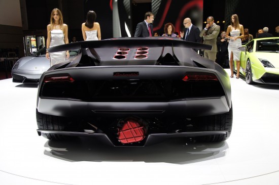 Lamborghini Sesto Elemento at Paris 2010 - Picture 43247