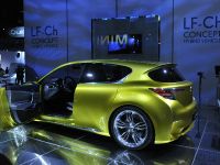 thumbnail image of Lexus LF-Ch Los Angeles 2009
