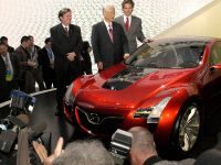 thumbnail image of Mazda Kabura Concept