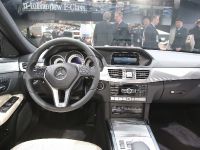 thumbnail image of Mercedes-Benz E400 Hybrid Detroit 2013