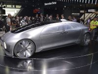 thumbnail image of Mercedes-Benz F 015 Luxury in Motion Detroit 2015