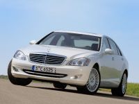 thumbnail image of Mercedes-Benz S 320 CDI BlueEFFICIENCY
