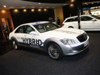 thumbnail image of Mercedes-Benz S-Class Hybrid Frankfurt 2011
