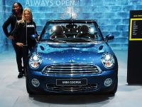 thumbnail image of Mini Cooper Convertible Detroit 2009