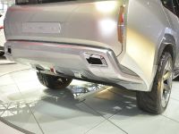 thumbnail image of Mitsubishi Concept GC-PHEV Chicago 2015