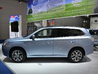 thumbnail image of Mitsubishi Outlander Plug-In Hybrid Frankfurt 2013