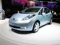 thumbnail image of Nissan LEAF Geneva 2010