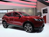 thumbnail image of Nissan Qashqai Geneva 2014