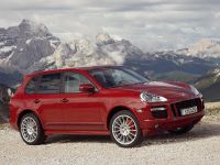 thumbnail image of Porsche Cayenne GTS