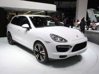 thumbnail image of Porsche Cayenne Turbo S Detroit 2013