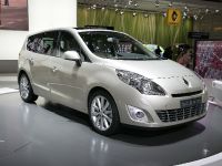 thumbnail image of Renault Scenic Geneva 2009