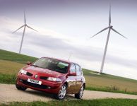 thumbnail image of Renault Scoops Environment Award