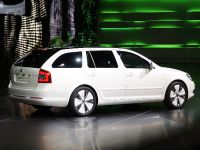 thumbnail image of Skoda Green E Line Paris 2010