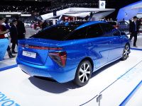 thumbnail image of Toyota FCV Paris 2014