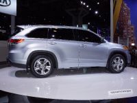 thumbnail image of Toyota Highlander SUV New York 2013