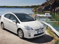 thumbnail image of Toyota Prius Solar Pack