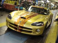 thumbnail image of Ultimate Factory Customized 2010 Dodge Viper coupe