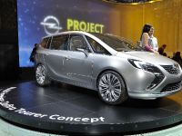 thumbnail image of Vauxhall Zafira Tourer Concept Geneva 2011