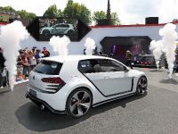 thumbnail image of Volkswagen Design Vision GTI Concept
