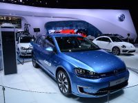 thumbnail image of Volkswagen e-Golf New York 2014