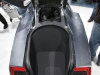 thumbnail image of Volkswagen L1 Concept Frankfurt 2009