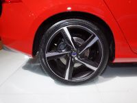 thumbnail image of Volvo S60 R-Design New York 2013
