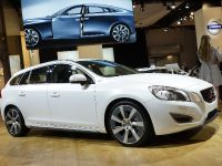 thumbnail image of Volvo V60 plug-in hybrid Frankfurt 2011