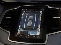 thumbnail image of Volvo XC90 Intellisafe Solutions