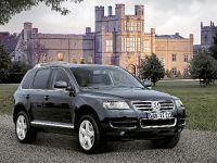 thumbnail image of Volkswagen Touareg W12